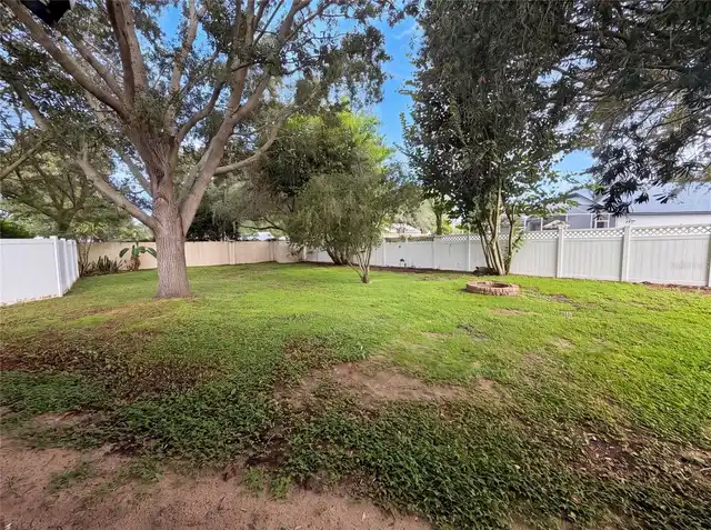Listing Photo 22