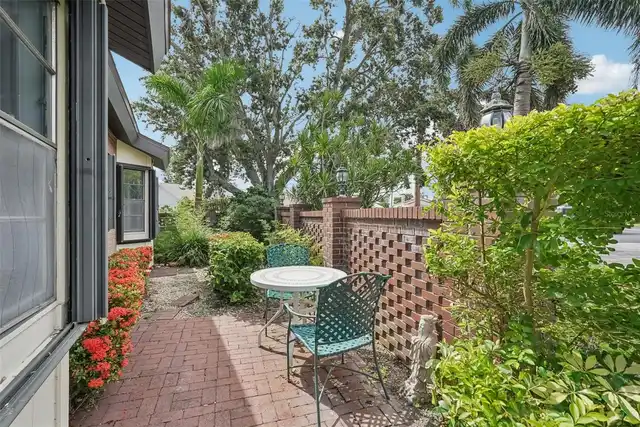 Listing Photo 34