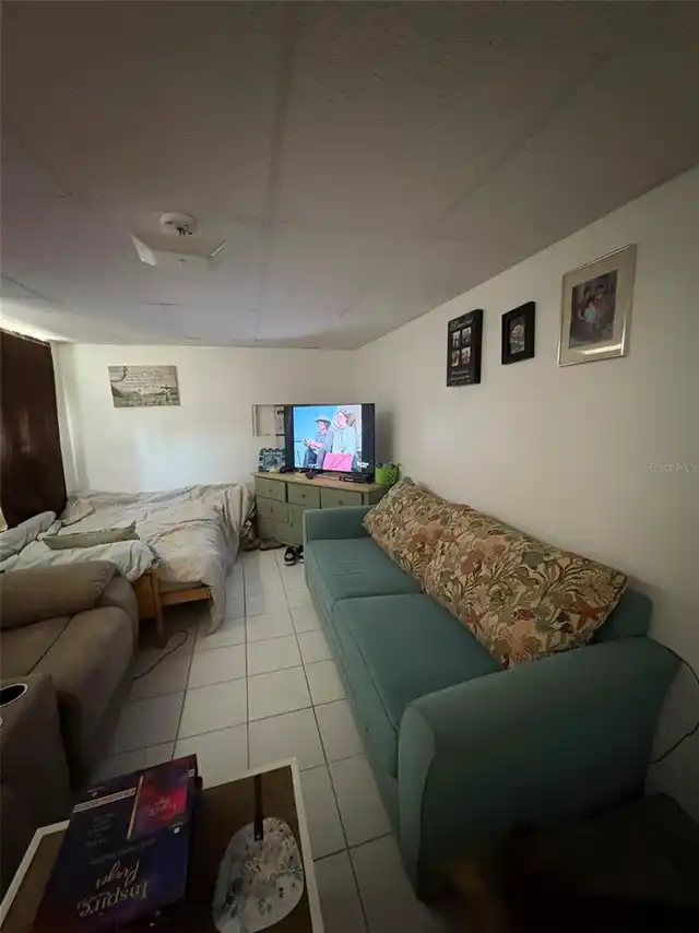 Listing Photo 16