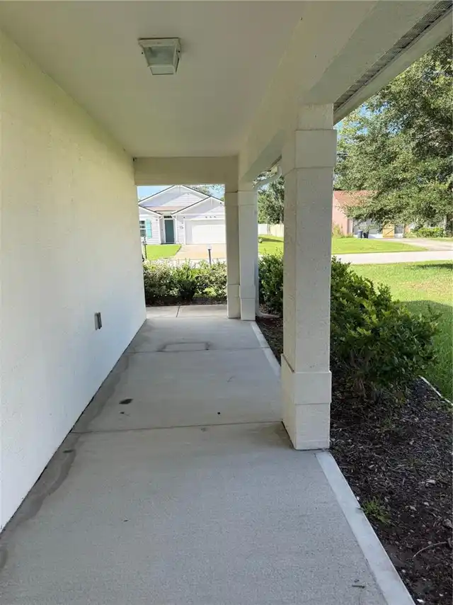 Listing Photo 9