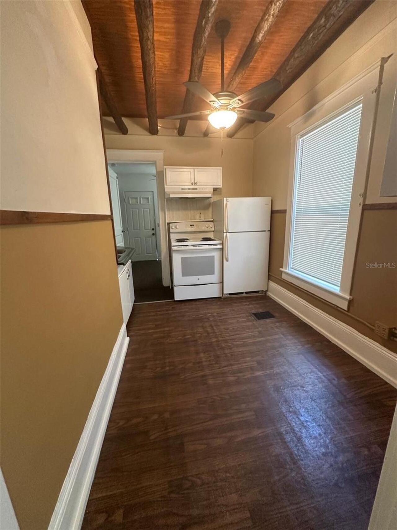 Listing Photo 8
