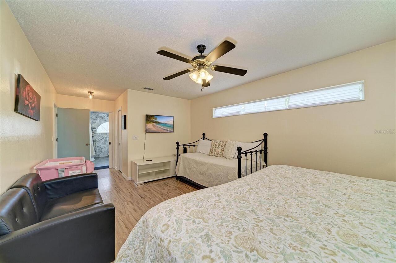 Listing Photo 27