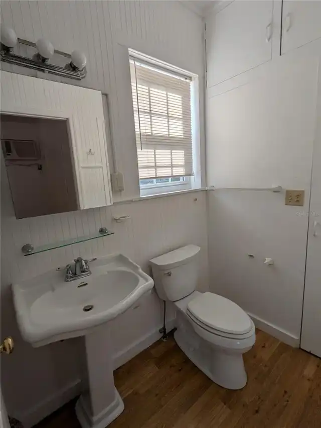 Listing Photo 17