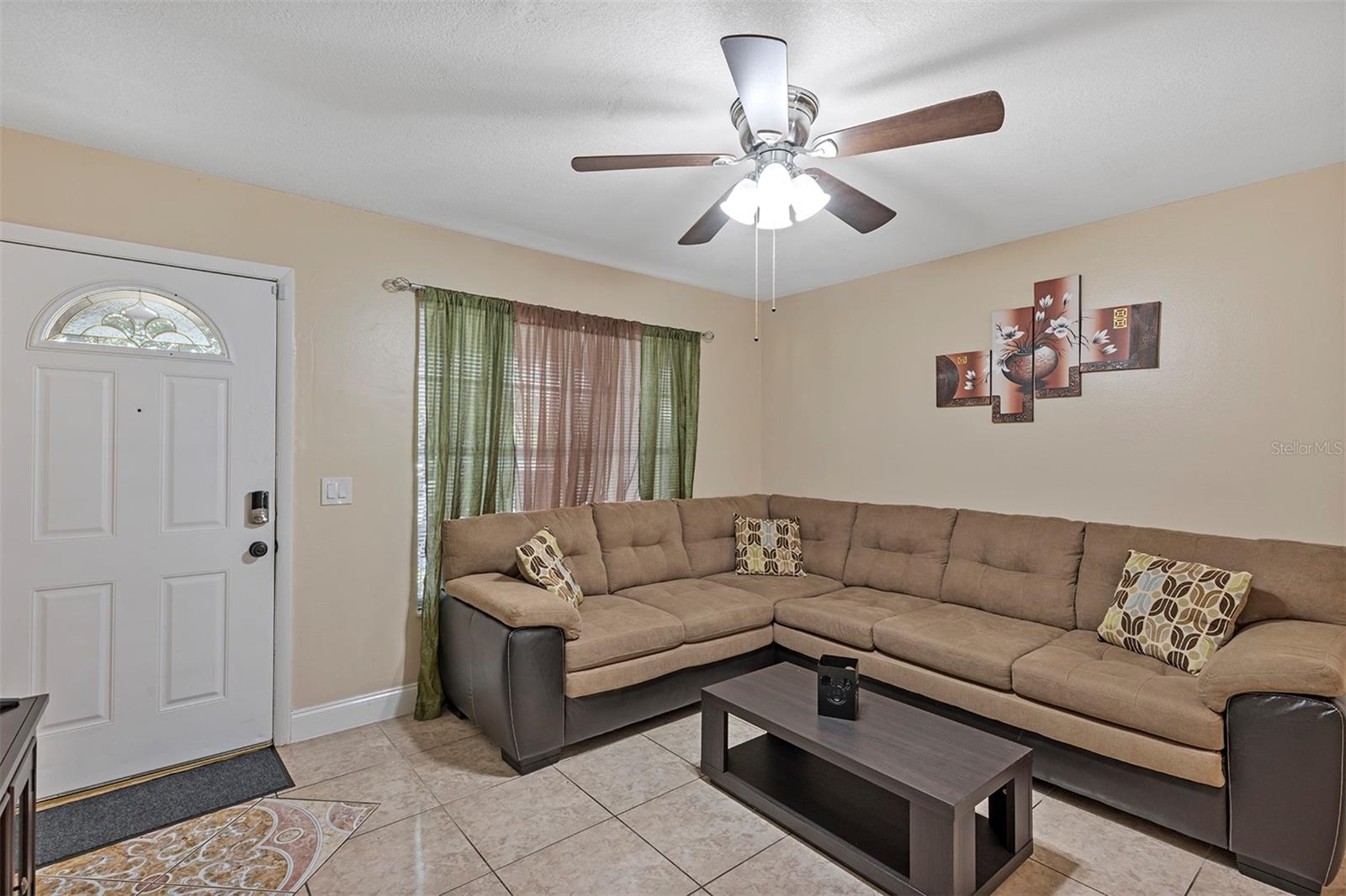 Listing Photo 8