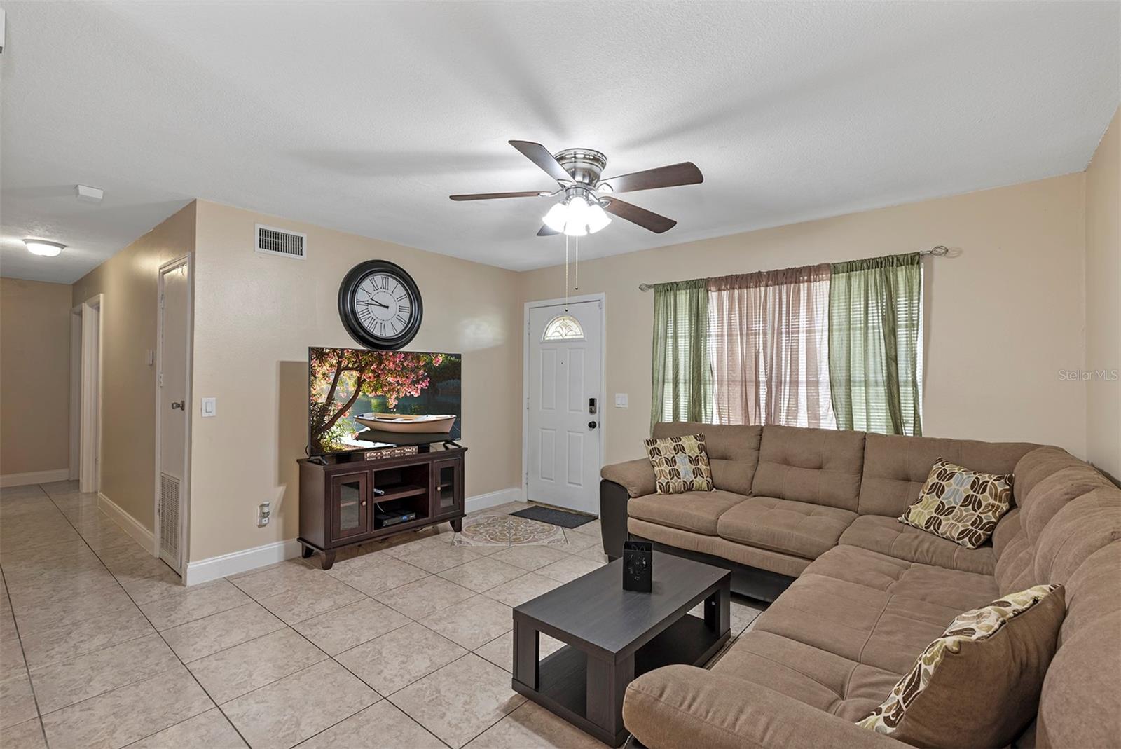 Listing Photo 9