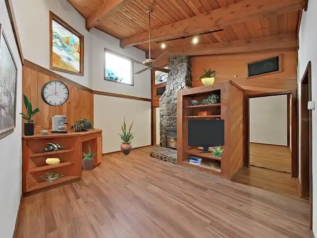 Listing Photo 22