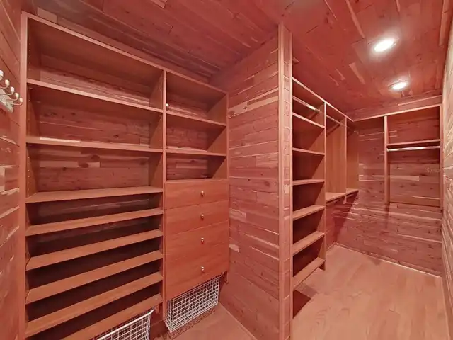 Listing Photo 29