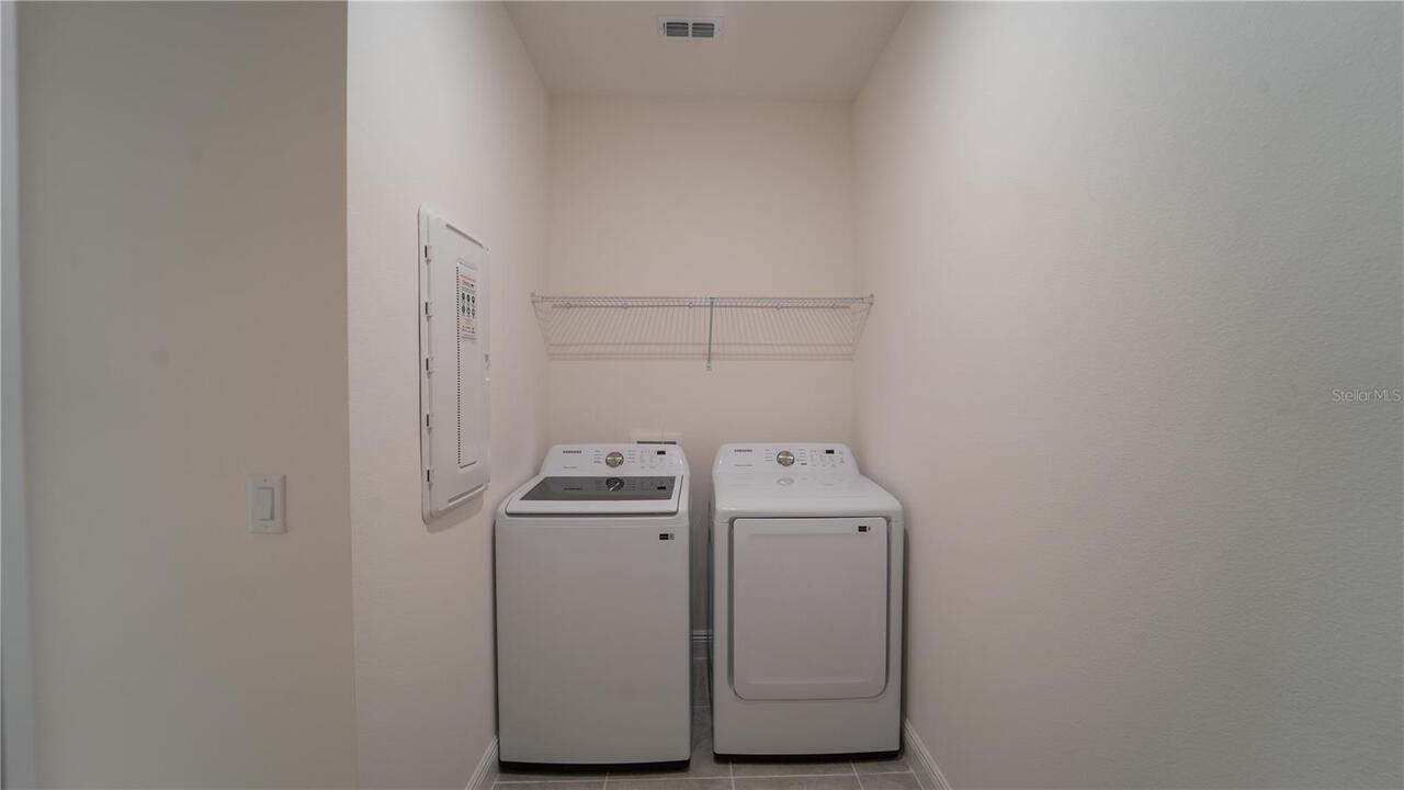 Listing Photo 12