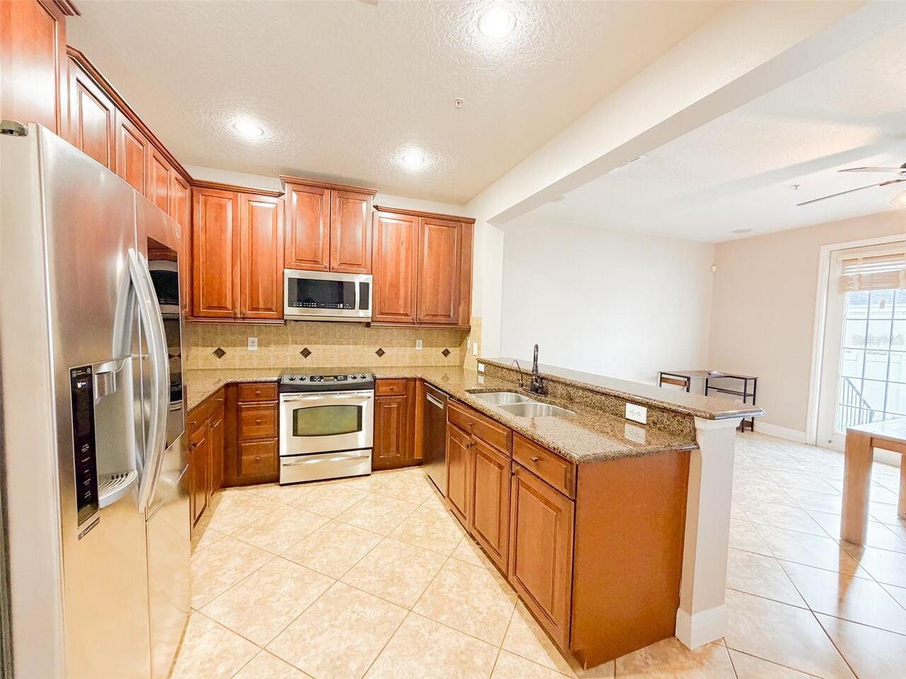 Listing Photo 7