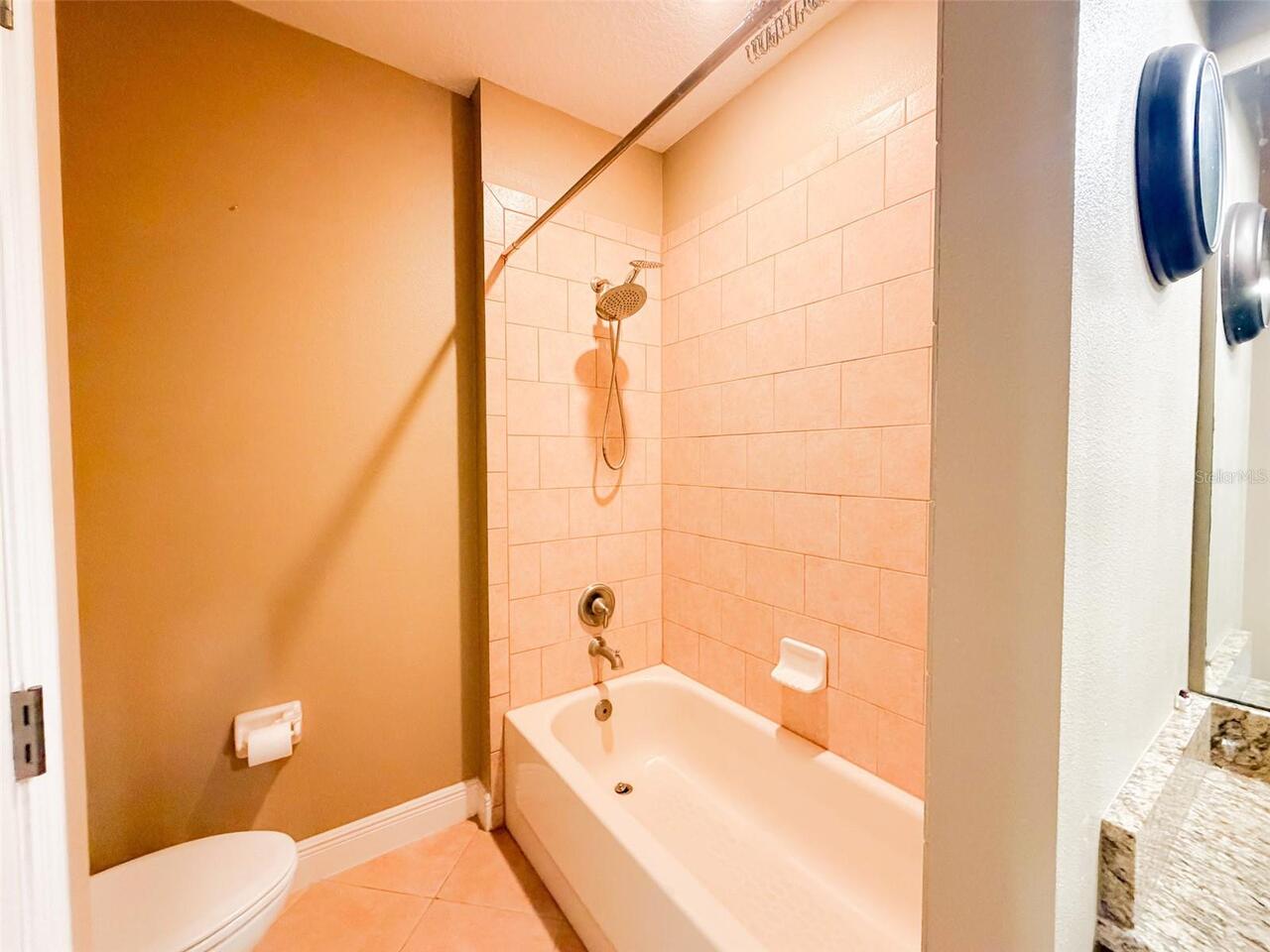 Listing Photo 24