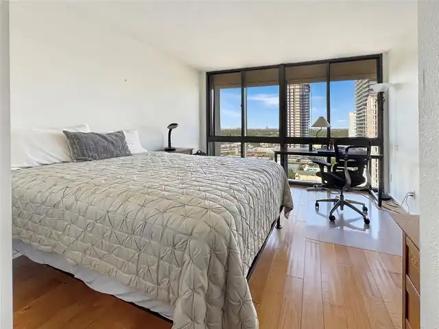 Listing Photo 16