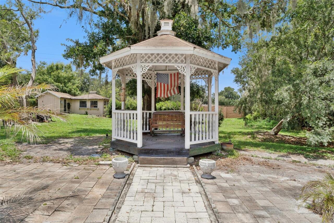Listing Photo 42