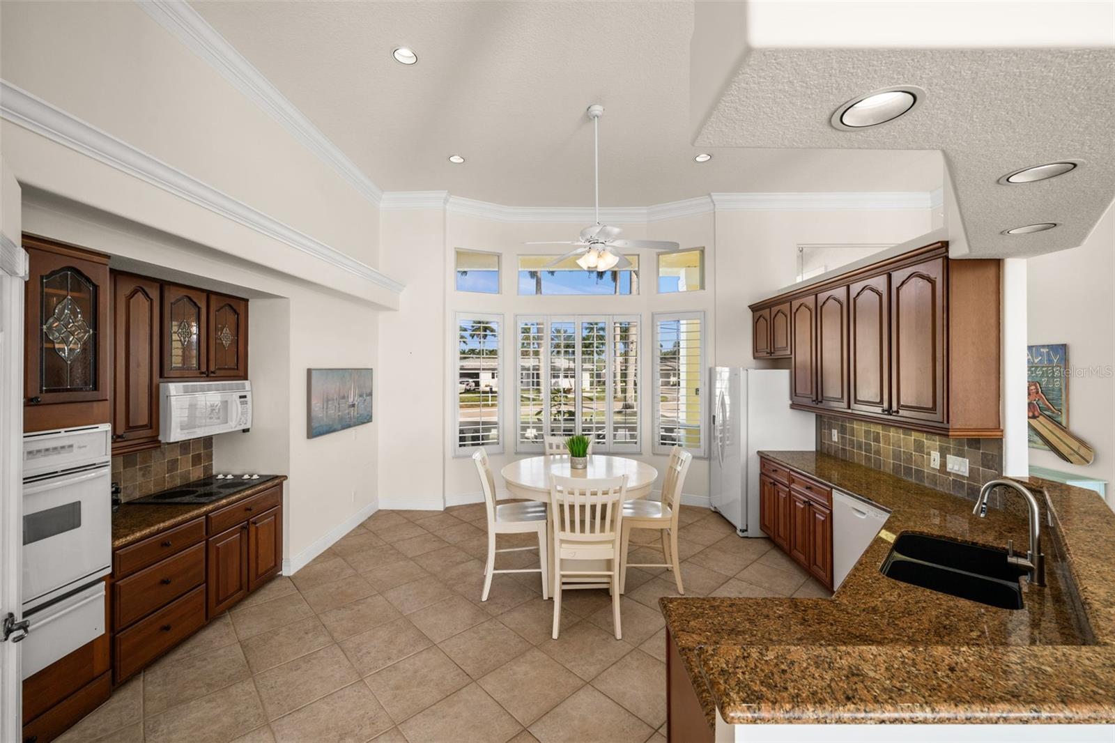 Listing Photo 17