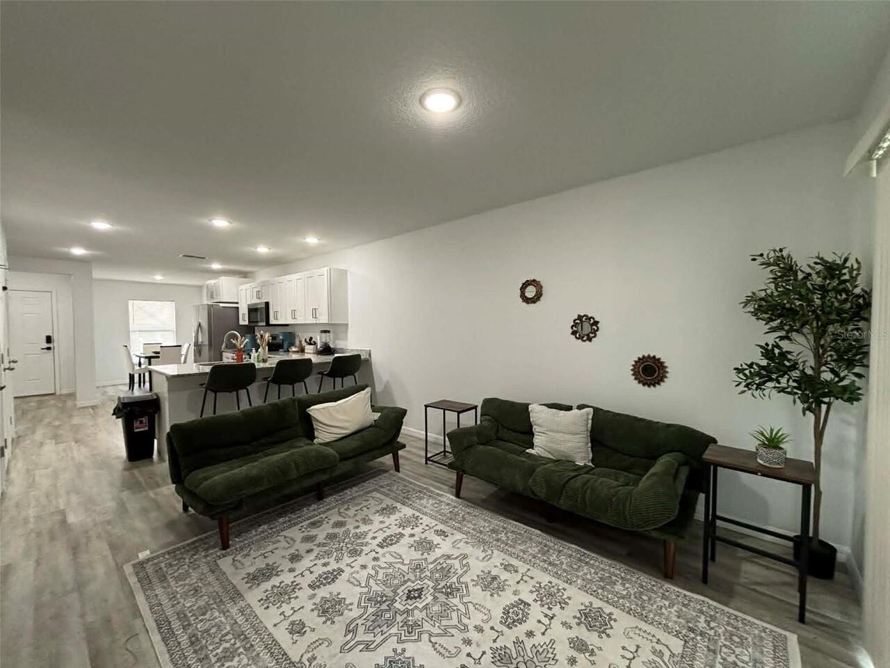 Listing Photo 15