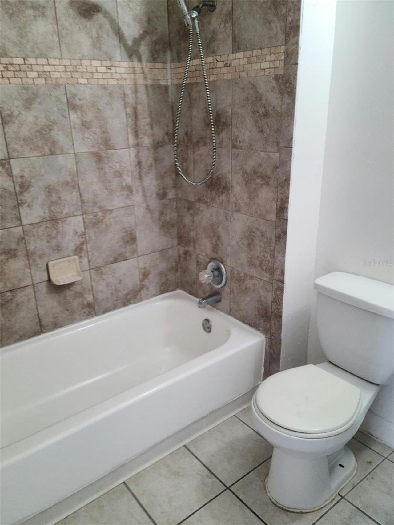 Listing Photo 18