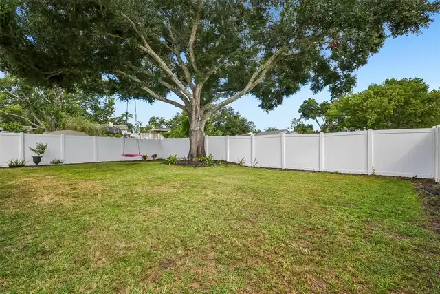 Listing Photo 25