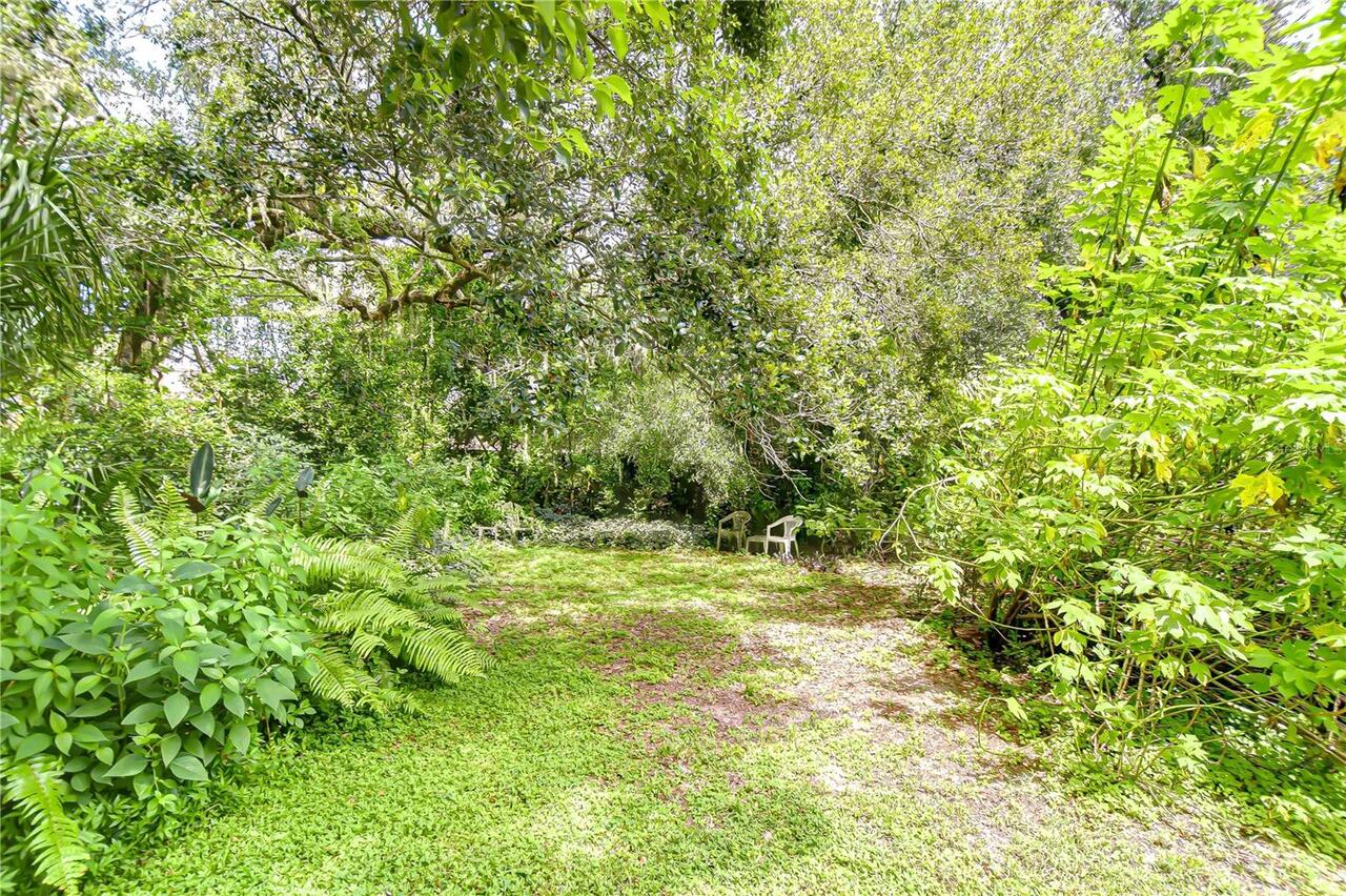 Listing Photo 12