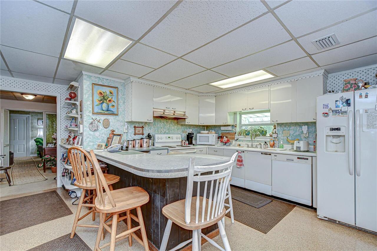 Listing Photo 17