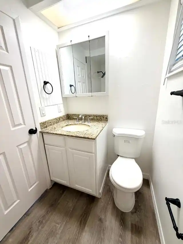 Listing Photo 6