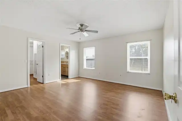 Listing Photo 15