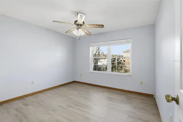 Listing Photo 20