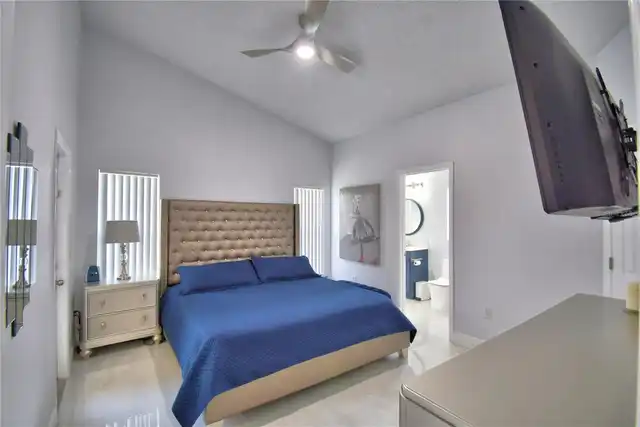 Listing Photo 34
