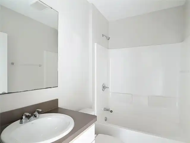 Listing Photo 32