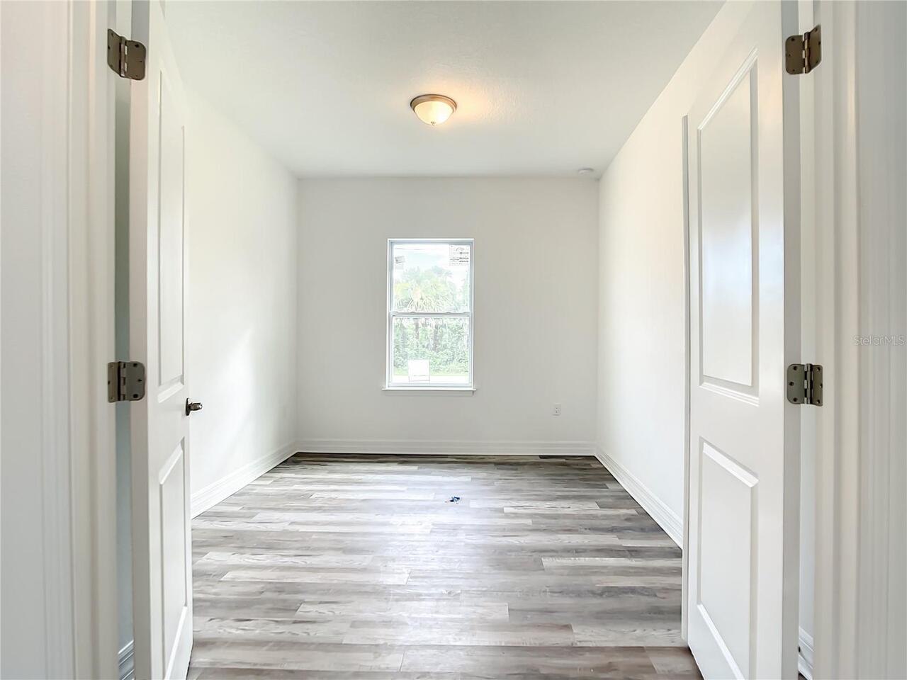 Listing Photo 20