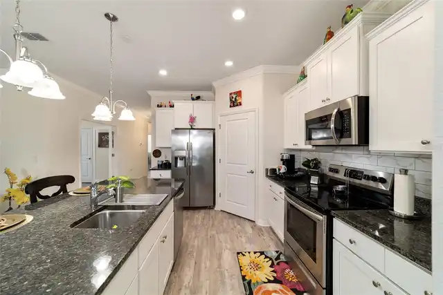 Listing Photo 21