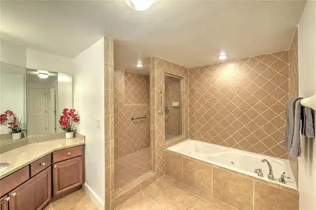 Listing Photo 25