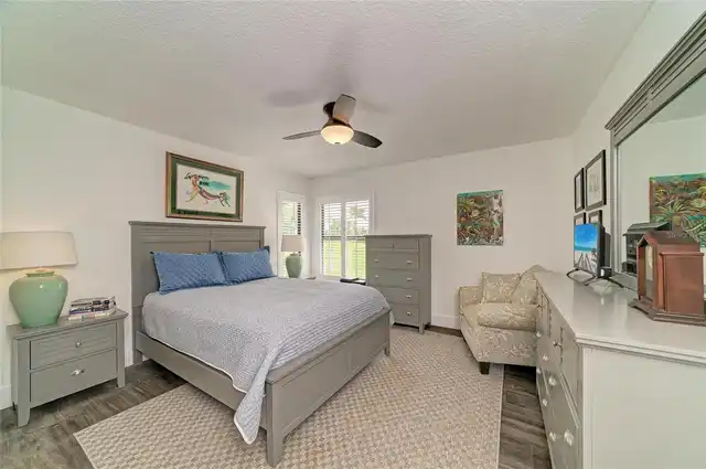Listing Photo 35