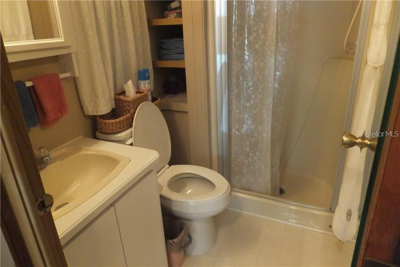 Listing Photo 8