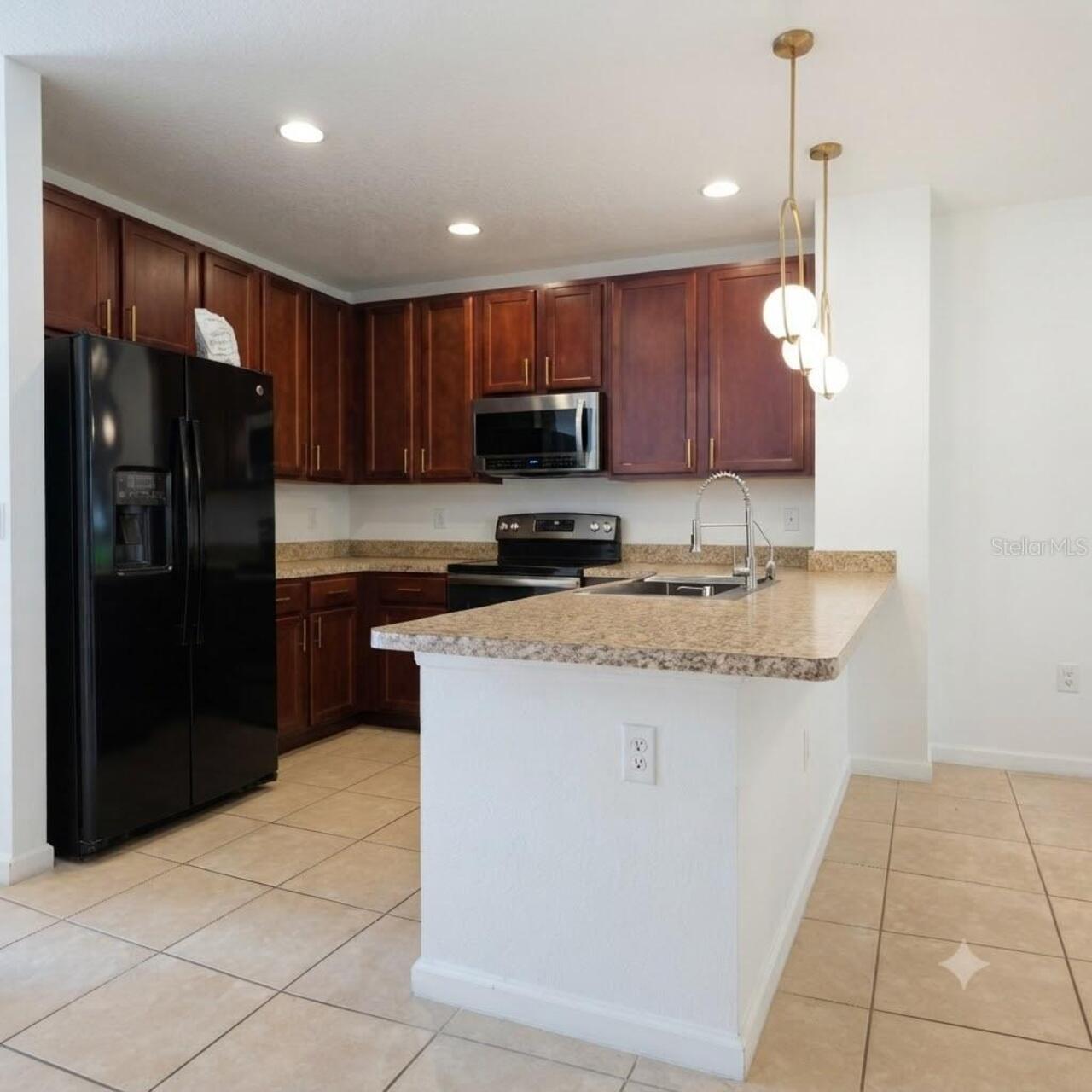 Listing Photo 7