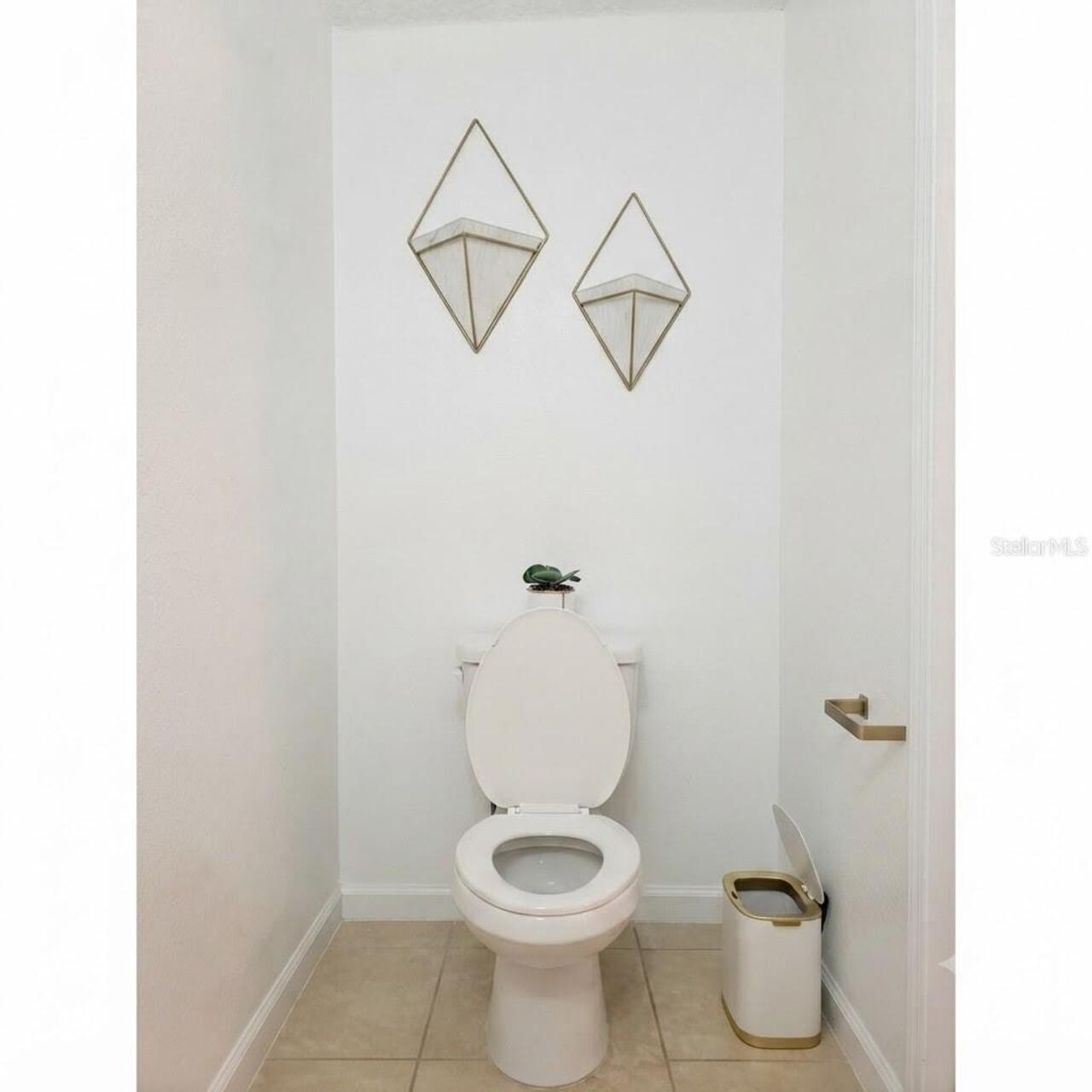 Listing Photo 12