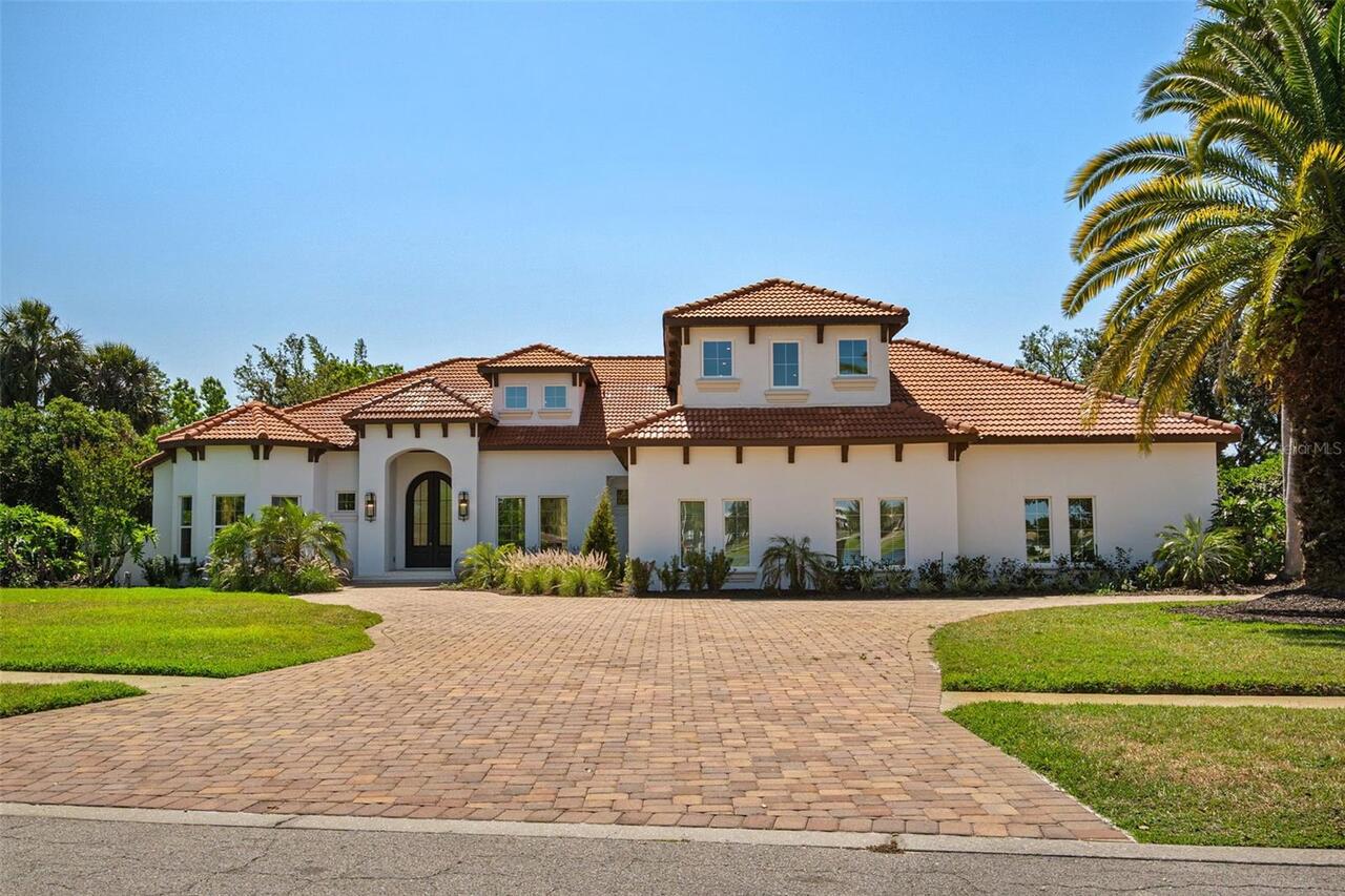 6BR, Home, 5BA, $3,330,000
Read More