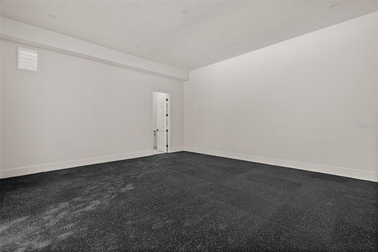 Listing Photo 44