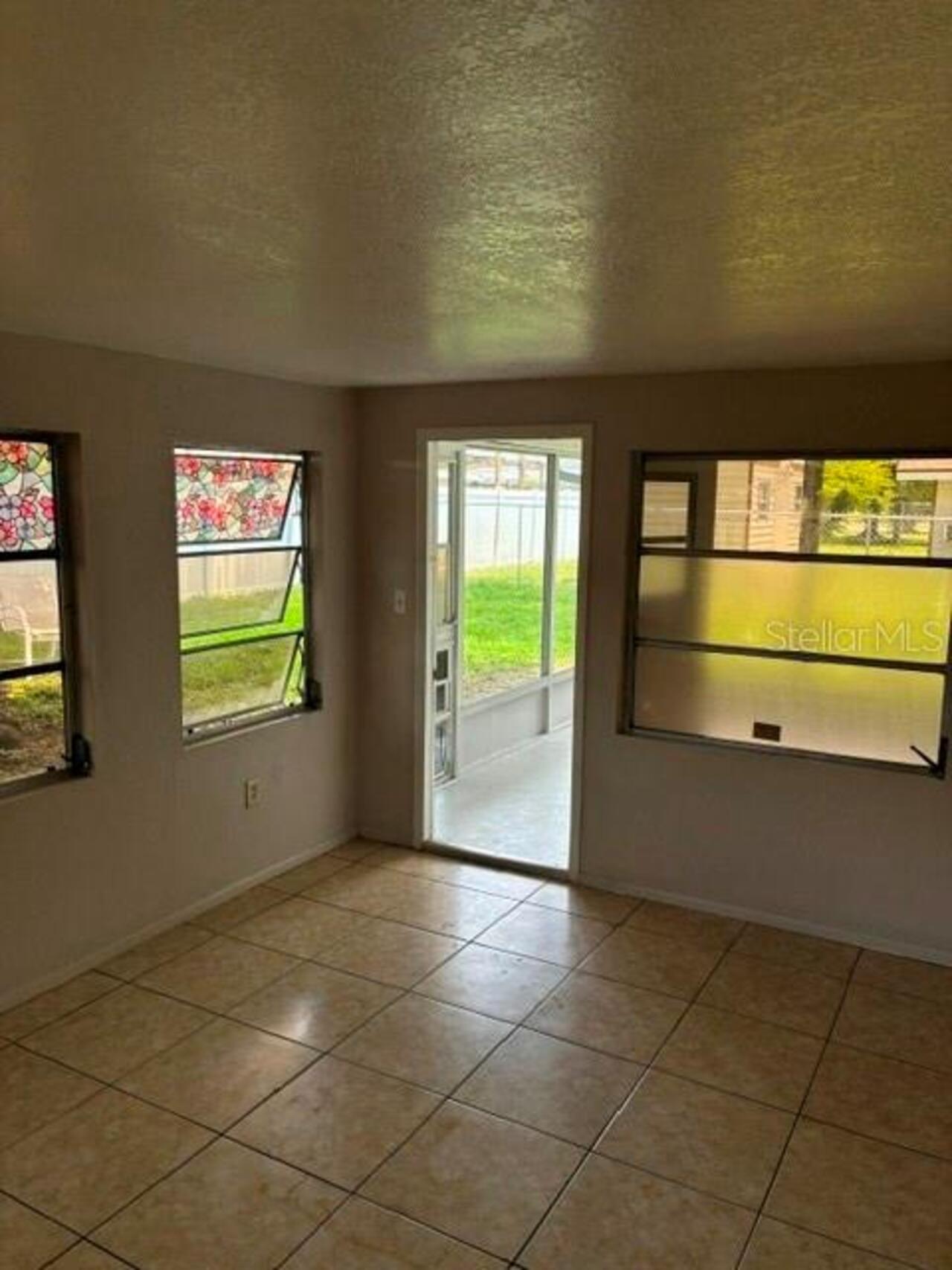 Listing Photo 14