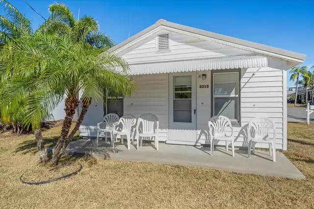 Listing Photo 5