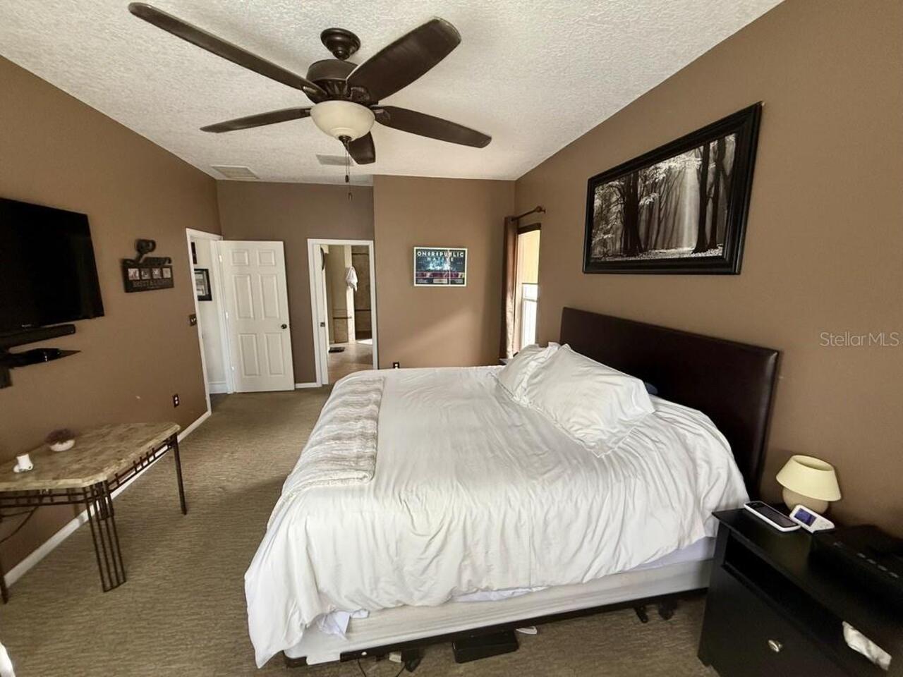 Listing Photo 17