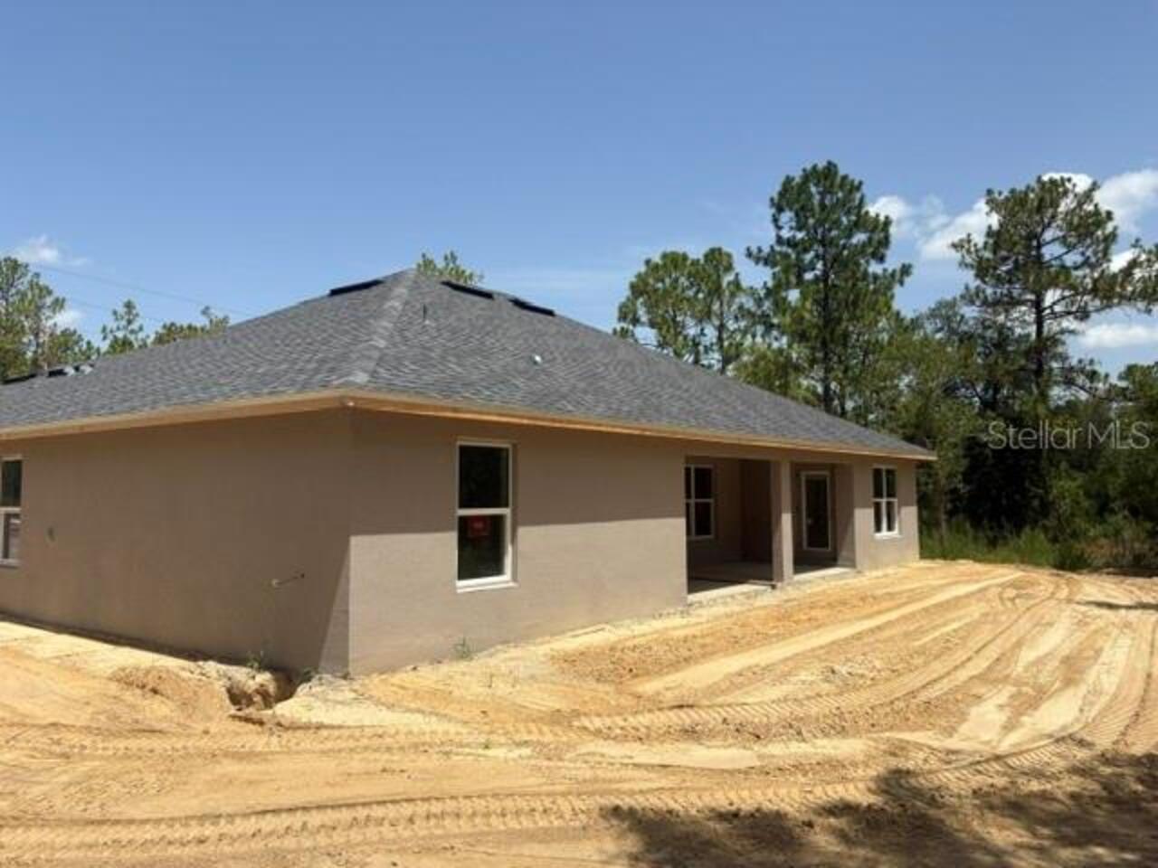 Listing Photo 11