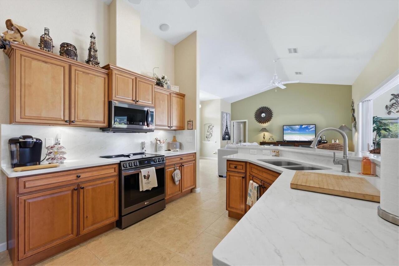 Listing Photo 16