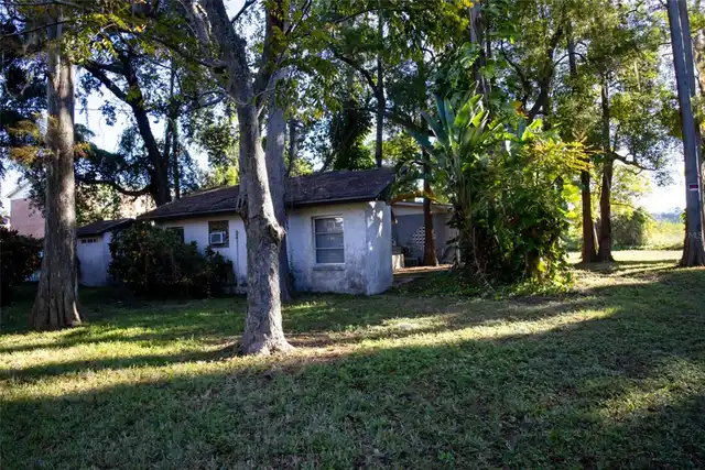 Listing Photo 14