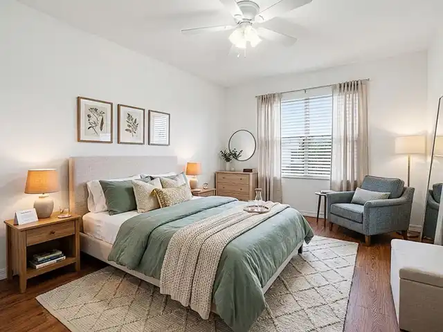 Listing Photo 9