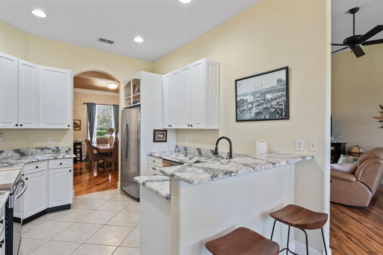 Listing Photo 14