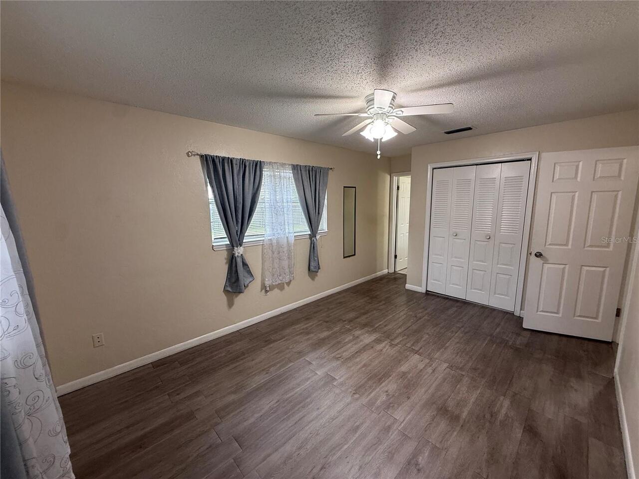 Listing Photo 9