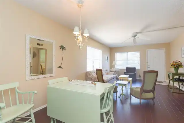 Listing Photo 8
