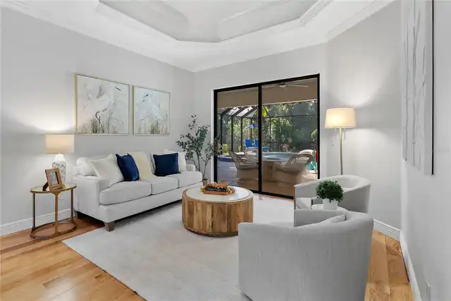 Listing Photo 9
