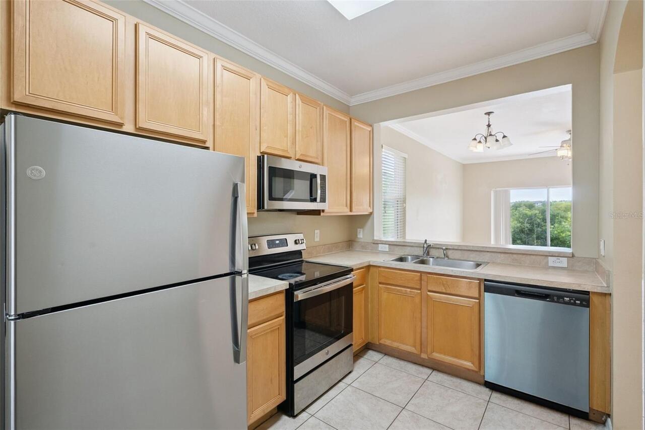 Listing Photo 8