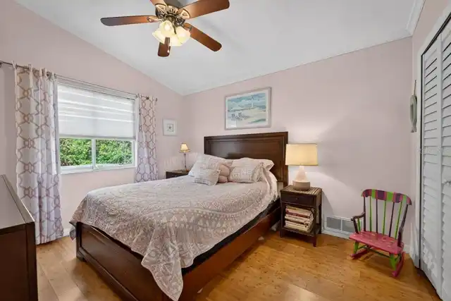 Listing Photo 32