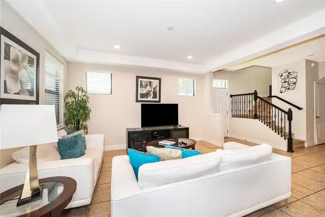 Listing Photo 14